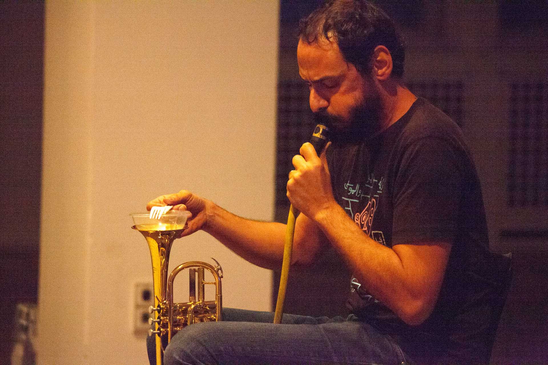 Mazen Kerbaj performing at Hamburger Bahnhof, Berlin 2017